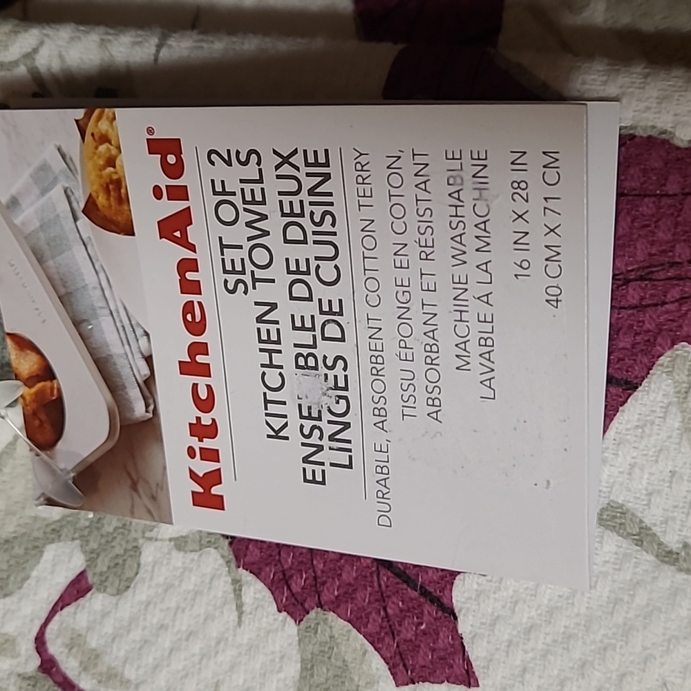 KitchenAid Towels - Picture 2 of 5